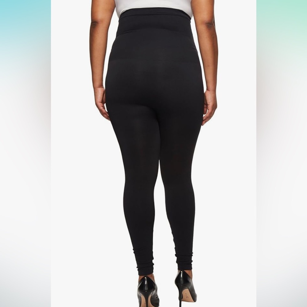 NWT Spanx high waisted look at me now leggings, very black - Picture 2 of 5